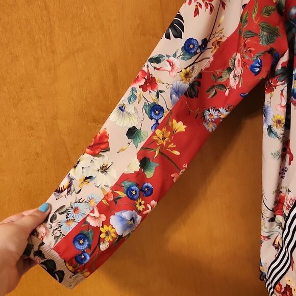 Johnny Was Live Flower Print Reversible Jacket w/ Hood Size S - Picture 8 of 16